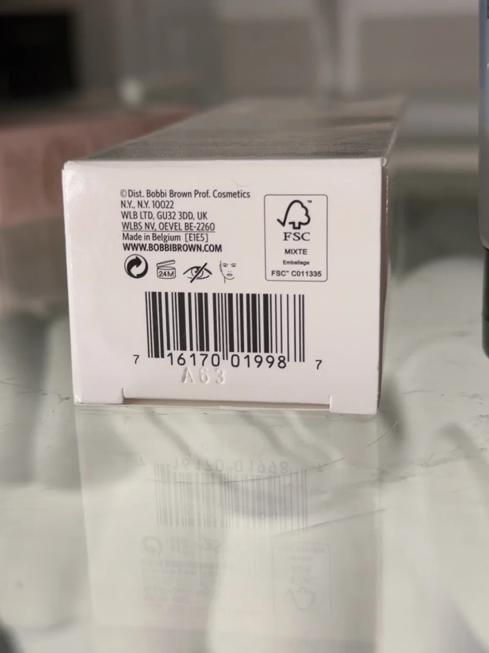 Bobbi Brown Silver and White Lathering Tube Cleanser